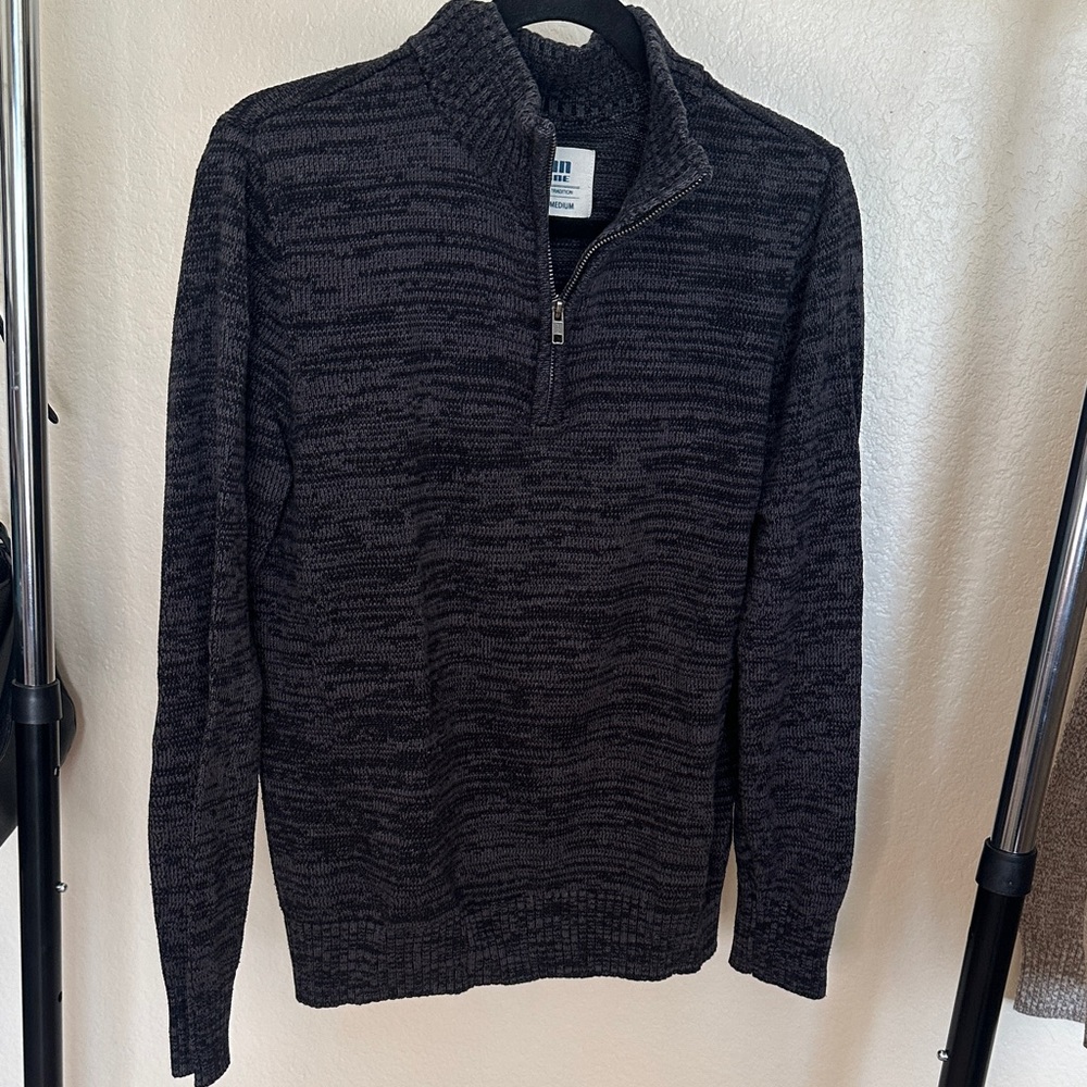 Urban Pipeline Men's Charcoal Zip-Up Sweater